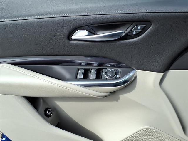 2023 Cadillac XT4 AWD Luxury