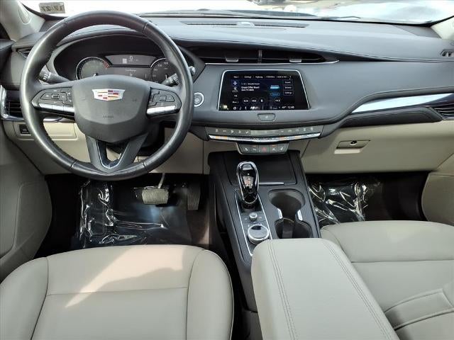 2023 Cadillac XT4 AWD Luxury