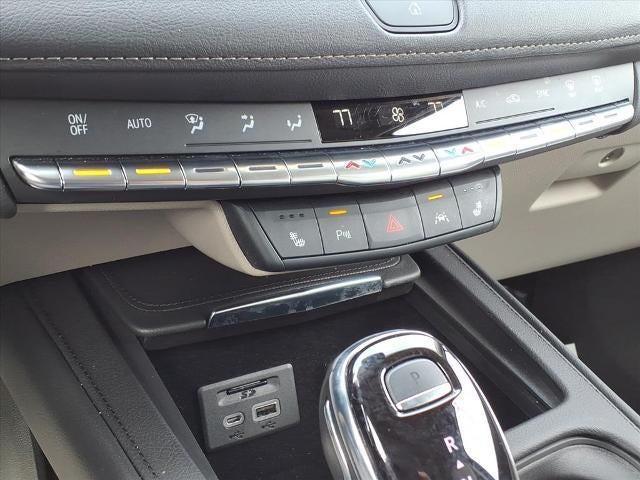 2023 Cadillac XT4 AWD Luxury