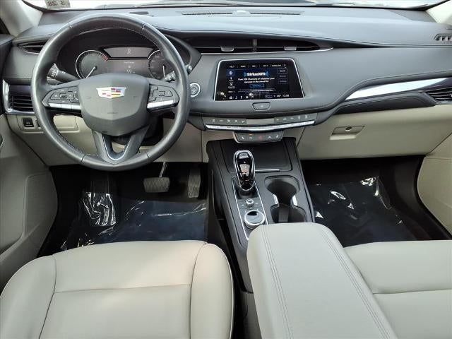 2023 Cadillac XT4 AWD Luxury