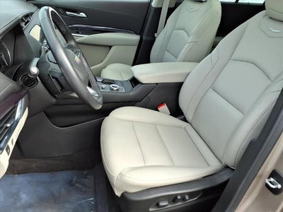 2023 Cadillac XT4 AWD Luxury
