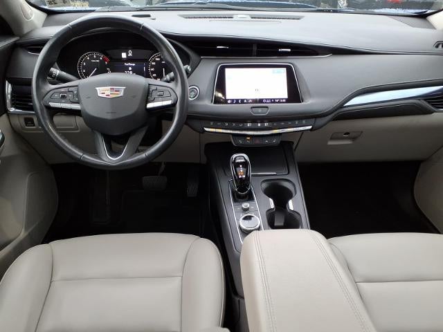 2023 Cadillac XT4 AWD Luxury