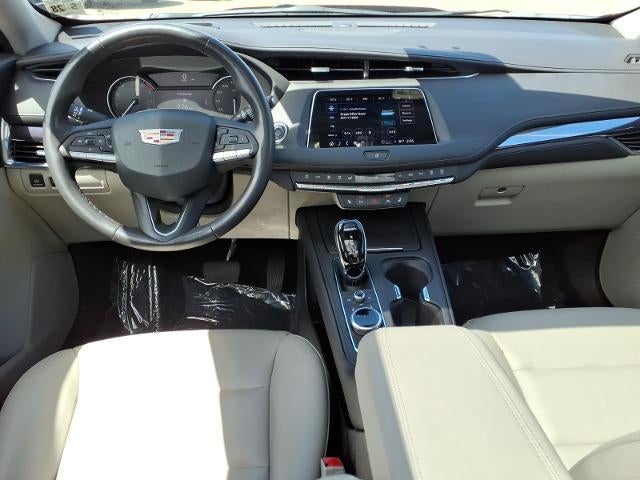 2023 Cadillac XT4 AWD Luxury