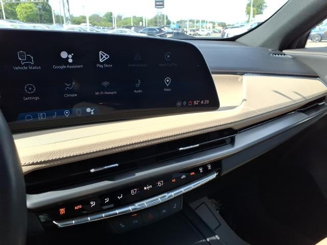 2024 Cadillac XT4 AWD Luxury