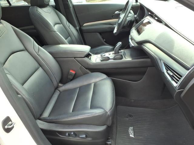 2020 Cadillac XT4 FWD Premium Luxury