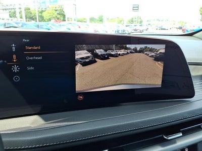 2025 Cadillac XT4 FWD Premium Luxury