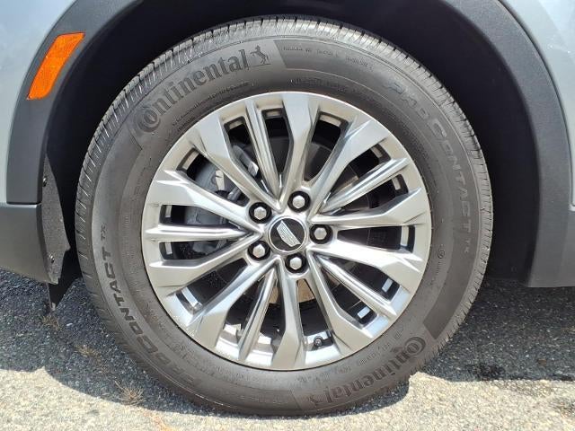 2025 Cadillac XT4 FWD Premium Luxury