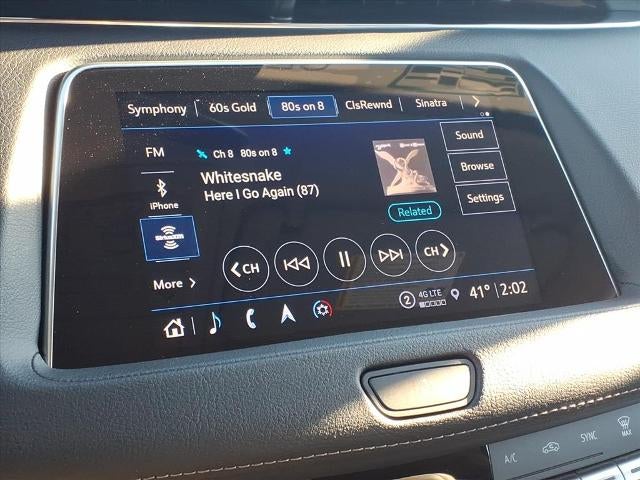 2023 Cadillac XT4 AWD Premium Luxury