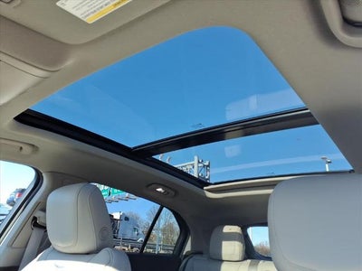 2023 Cadillac XT4 AWD Premium Luxury