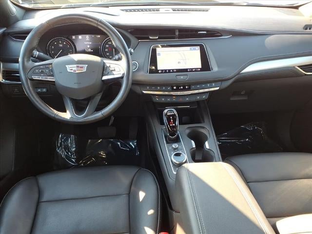 2022 Cadillac XT4 AWD Premium Luxury