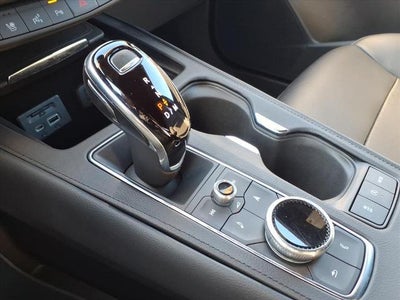 2022 Cadillac XT4 AWD Premium Luxury