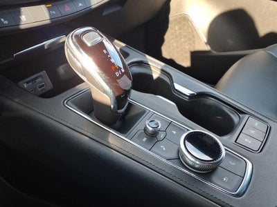 2023 Cadillac XT4 AWD Premium Luxury