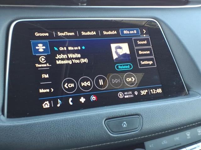 2022 Cadillac XT4 AWD Premium Luxury