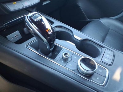 2022 Cadillac XT4 AWD Premium Luxury