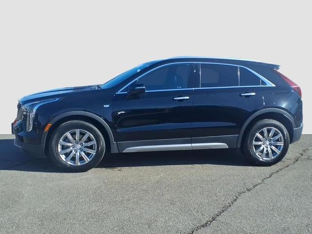 2022 Cadillac XT4 AWD Premium Luxury