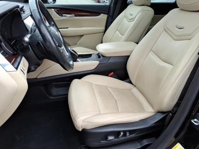 2019 Cadillac XT5 Luxury FWD
