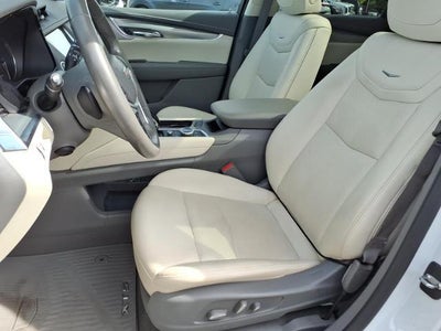 2022 Cadillac XT5 AWD Premium Luxury