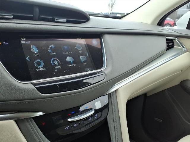 2018 Cadillac XT5 Luxury AWD