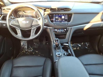 2022 Cadillac XT5 AWD Premium Luxury