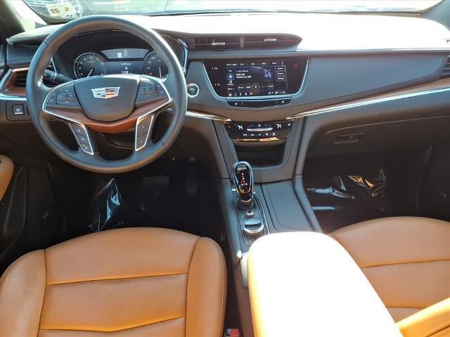 2022 Cadillac XT5 AWD Premium Luxury