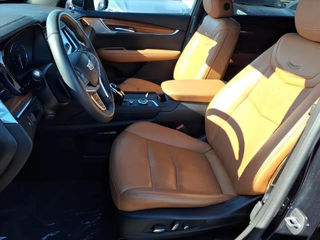 2022 Cadillac XT5 AWD Premium Luxury