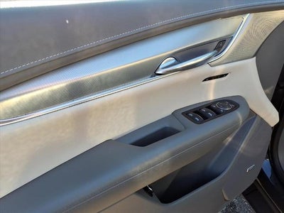 2022 Cadillac XT5 AWD Premium Luxury