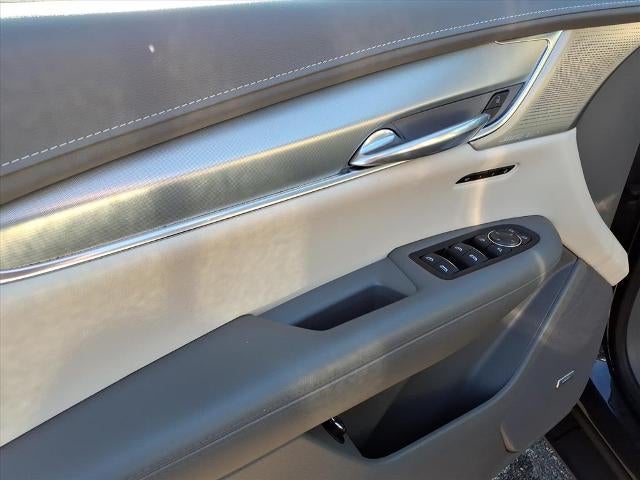 2022 Cadillac XT5 AWD Premium Luxury