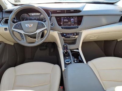 2022 Cadillac XT5 AWD Premium Luxury