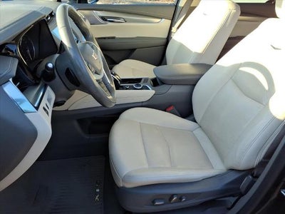 2022 Cadillac XT5 AWD Premium Luxury